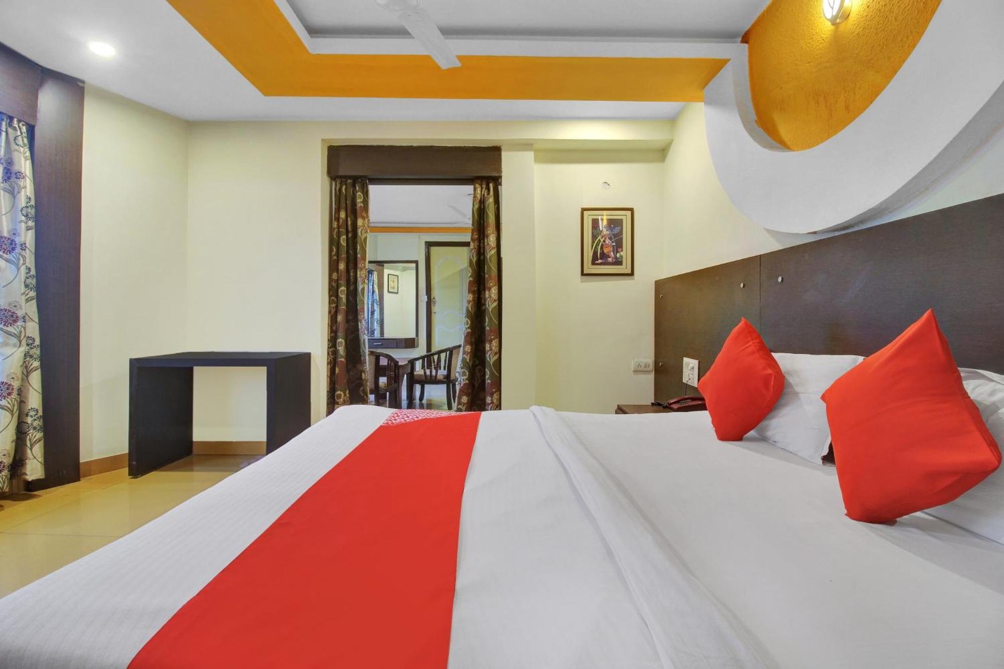 Hotel O Happy Rooms Hyderabad Exterior foto